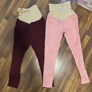 2 Maternity Jeans
